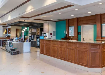 Hilton Garden Inn Naperville/Warrenville hotel thumbnail 2