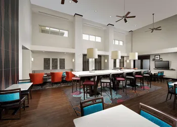 Hampton Inn & Suites Chicago Southland-Matteson hotel thumbnail 3