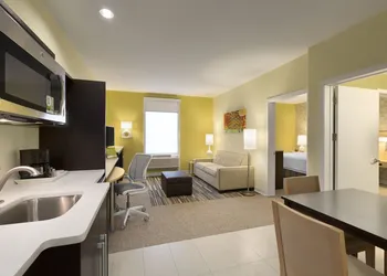 Home2 Suites by Hilton Houston Pasadena hotel thumbnail 7