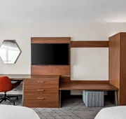 Holiday Inn Express & Suites Detroit Northwest - Livonia by IHG hotel detail image 7