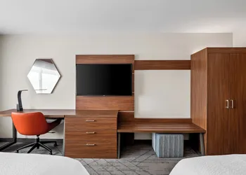 Holiday Inn Express & Suites Detroit Northwest - Livonia by IHG hotel thumbnail 7