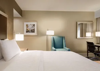 Hampton Inn Elko hotel thumbnail 8