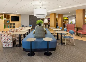 Home2 Suites by Hilton Roseville Minneapolis hotel thumbnail 2