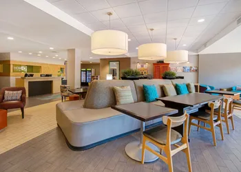 Home2 Suites by Hilton Waco hotel thumbnail 2
