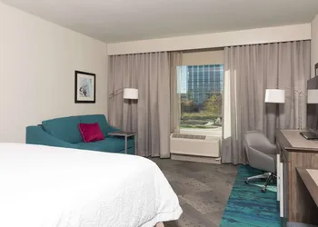 Hampton Inn & Suites Chicago Schaumburg hotel thumbnail 7