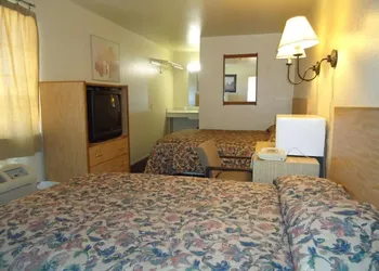 Economy Inn Victorville hotel thumbnail 2