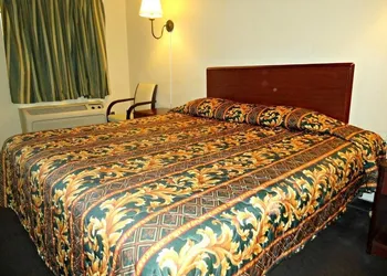 Economy Inn Victorville hotel thumbnail 3