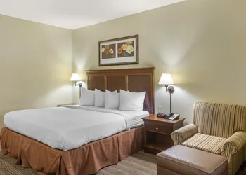 Country Inn & Suites by Radisson, Atlanta Downtown hotel thumbnail 5