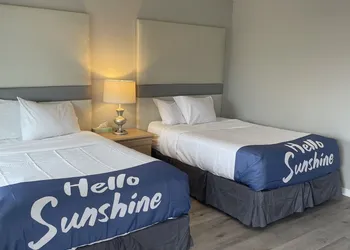 Sunglow Hotel hotel thumbnail 7