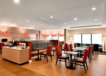 TownePlace Suites Pittsburgh Airport/Robinson Township hotel thumbnail 2