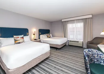 voco The Clair Cincinnati Downtown by IHG hotel thumbnail 5