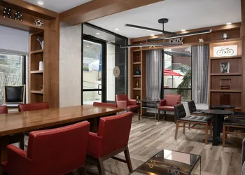 Fairfield Inn & Suites New York Manhattan / Central Park hotel thumbnail 3