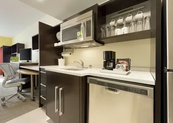 Home2 Suites by Hilton La Crosse hotel thumbnail 8