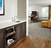 Hampton Inn & Suites Pittsburgh Airport South–Settlers Ridge hotel detail image 7