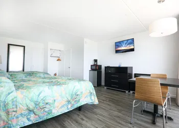 Olympic Island Beach Resort hotel thumbnail 5