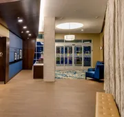 Hampton Inn & Suites Los Angeles - Glendale hotel detail image 7