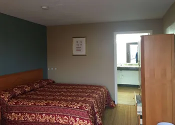 Knights Inn Merrillville hotel thumbnail 6