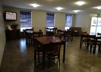 R&R Inn hotel thumbnail 3