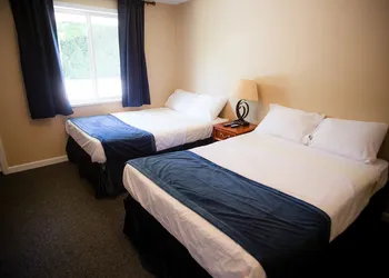 Steelhead Inn hotel thumbnail 5