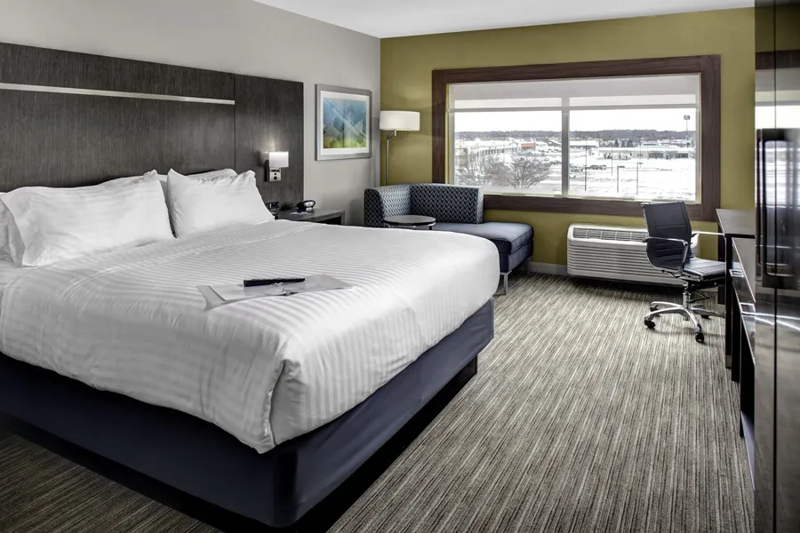 Holiday Inn Express & Suites Coldwater by IHG hotel detail image 2