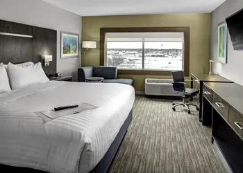 Holiday Inn Express & Suites Coldwater by IHG hotel thumbnail 6