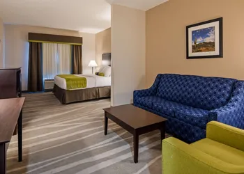 Best Western Plus Denver City Hotel and Suites hotel thumbnail 6