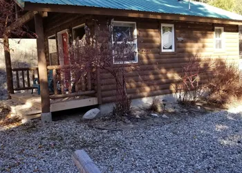 Sourdough Lodge hotel thumbnail 4