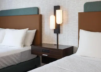 Hampton Inn Minneapolis-Roseville hotel thumbnail 7