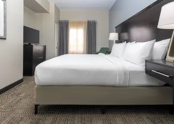 Staybridge Suites Corona South by IHG hotel thumbnail 7