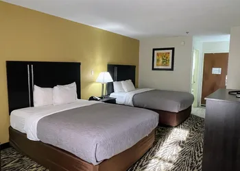 Quality Inn & Suites Clemmons I-40 hotel thumbnail 6