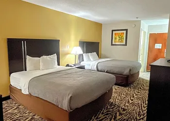 Quality Inn & Suites Clemmons I-40 hotel thumbnail 8