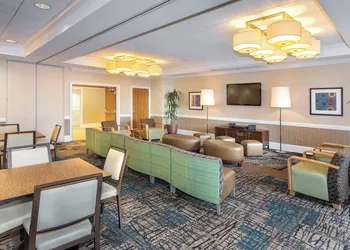 Club Wyndham Oceanside Pier hotel thumbnail 3