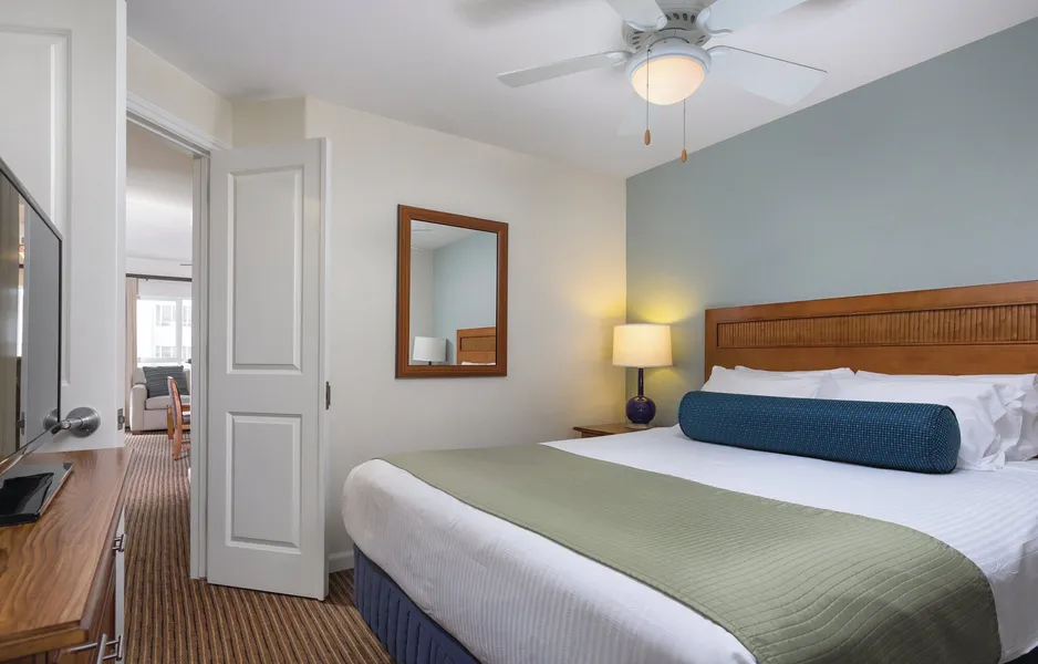 Club Wyndham Oceanside Pier hotel detail image 6