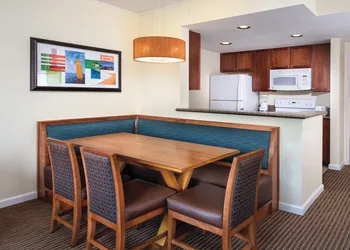 Club Wyndham Oceanside Pier hotel thumbnail 8