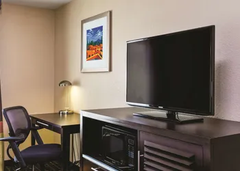 Comfort Inn San Diego Old Town hotel thumbnail 4