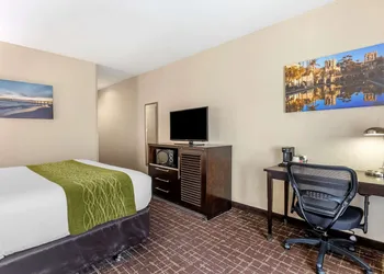 Comfort Inn San Diego Old Town hotel thumbnail 8