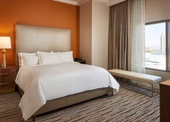 Hilton Grand Vacations Club on the Las Vegas Strip hotel thumbnail 5