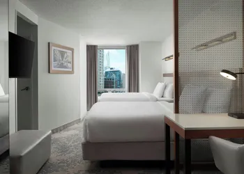 Springhill Suites by Marriott Chicago Downtown/ River North hotel thumbnail 8