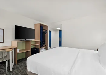 Spark by Hilton Chattanooga Downtown hotel thumbnail 5