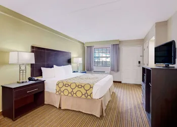 Baymont by Wyndham Jacksonville Orange Park hotel thumbnail 3