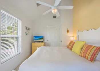 Coral Lagoon Resort Villas & Marina by KeysCaribbean hotel thumbnail 3