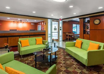 Studios & Suites 4 Less Charlotte hotel thumbnail 3