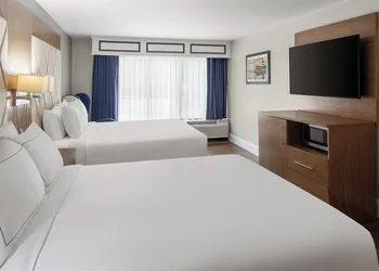 Doubletree by Hilton Hilton Head Island hotel thumbnail 5
