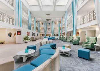 The Blu Hotel Blue Ash Cincinnati, an Ascend Collection Hotel hotel thumbnail 4