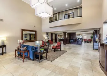 Comfort Suites Houston IAH Airport - Beltway 8 hotel thumbnail 3