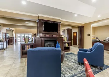 Comfort Suites Houston IAH Airport - Beltway 8 hotel thumbnail 4