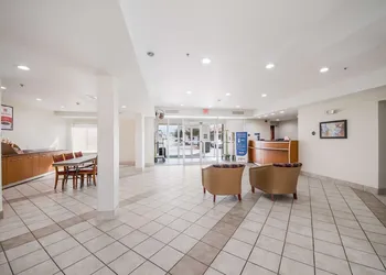 Econo Lodge Laredo - Nuevo Laredo hotel thumbnail 4