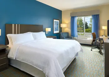 Four Points by Sheraton Williston hotel thumbnail 3