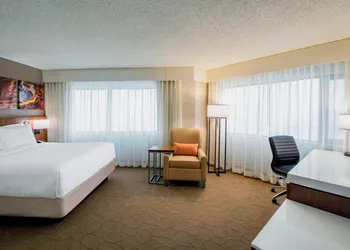 Delta Hotels by Marriott Regina hotel thumbnail 6