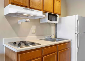 Extended Stay America Select Suites - Wichita - Airport hotel thumbnail 4